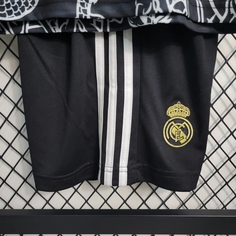 Trousse pour enfants Real Madrid Édition Dragão 23/24 - Preto