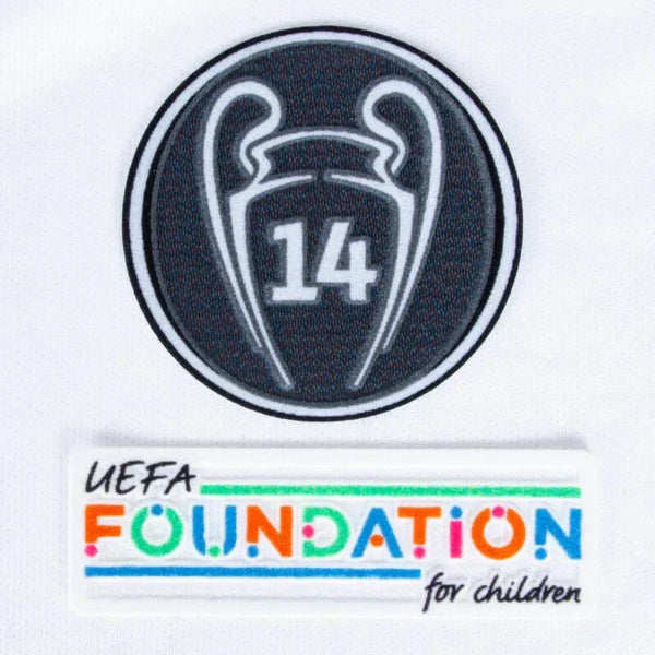 Patch 14 fois vainqueur du Trophée UCL + ensemble d'écussons de la Fondation UEFA (Real Madrid) - 2022/2023